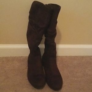 Fuax suede calf length boot